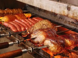 Rayakan Tahun Baru dengan #BBQAntiGagal ala Chef Arnold, Ini Caranya!