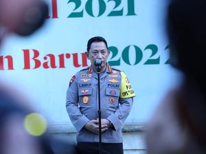 Kapolri Pastikan Beri Pelayanan dan Pengamanan Optimal di Perayaan Nataru Kapolri Pastikan Beri Pelayanan dan Pengamanan Optimal di Perayaan Nataru