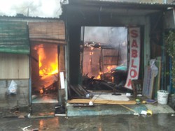 Kios Konfeksi Sablon di Cakung Jaktim Terbakar