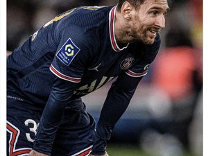 PSG Umumkan Lionel Messi Positif Covid-19