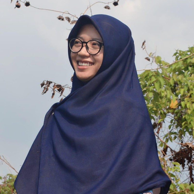 Yuk Bantu Nelly Perbaiki Pendidikan di Tengah Rob Muara Gembong Bekasi