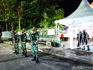 Pantau Misa Natal di Katedral Makassar, Plt Gubernur Jamin Keamanan Ekstra Pantau Misa Natal di Katedral Makassar, Plt Gubernur Jamin Keamanan Ekstra