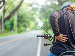 Riders Catat! Ini Pentingnya Postur Berkendara bagi Kesehatan Tubuh