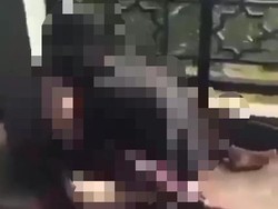 Cerita Lengkap soal Sejoli Mesum di Alun-alun Gresik yang Viral