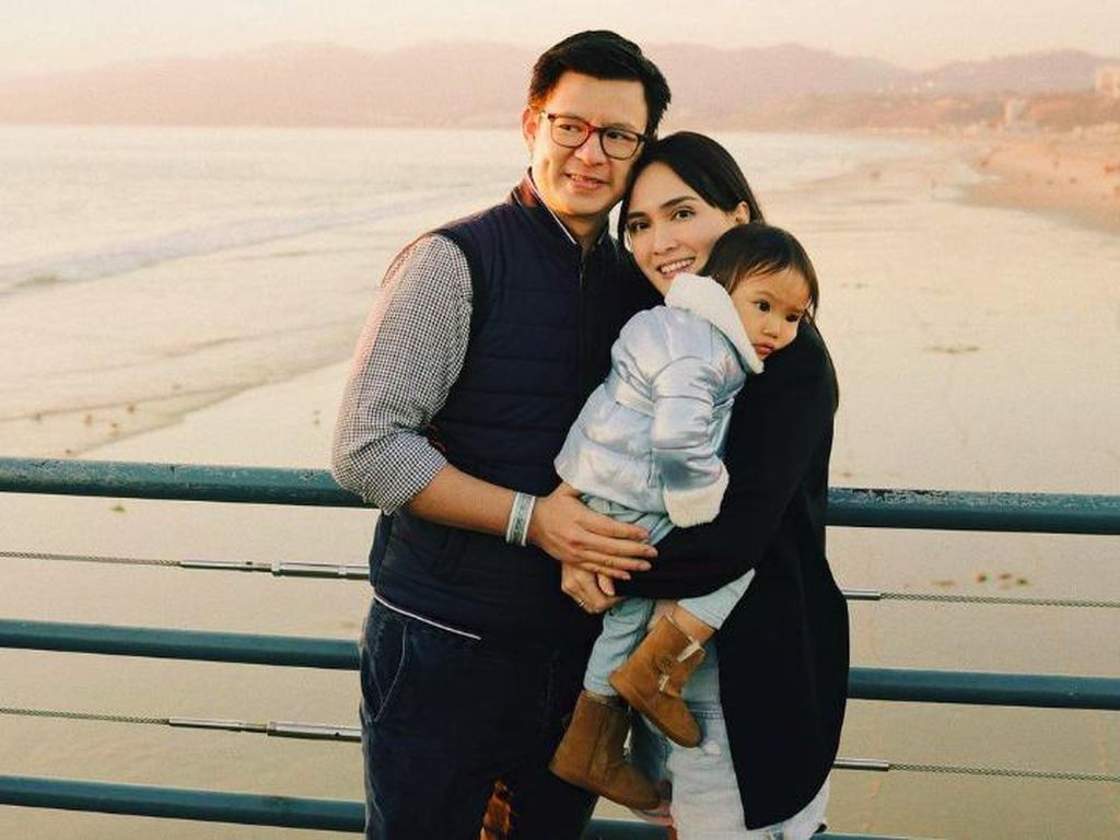Shandy Aulia Beri Alasan Kembali ke Pelukan Suami Shandy Aulia Beri Alasan Kembali ke Pelukan Suami