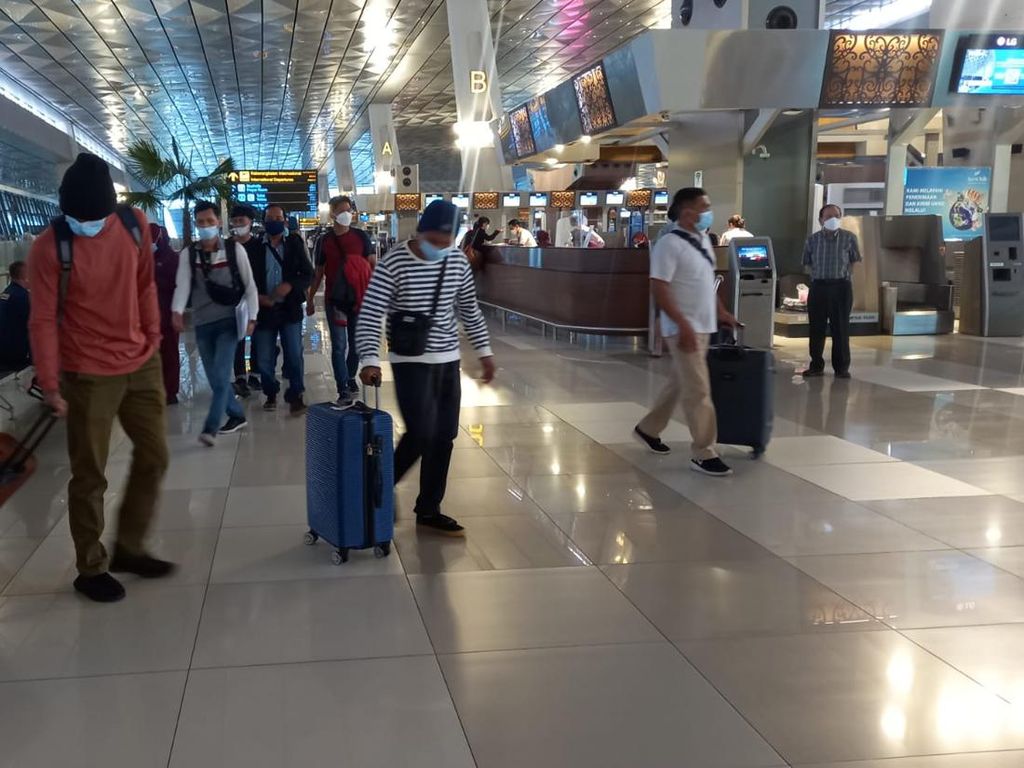Kemenhub: WNI-WNA dengan Tujuan Wisata Boleh Lewat Bandara Soetta
