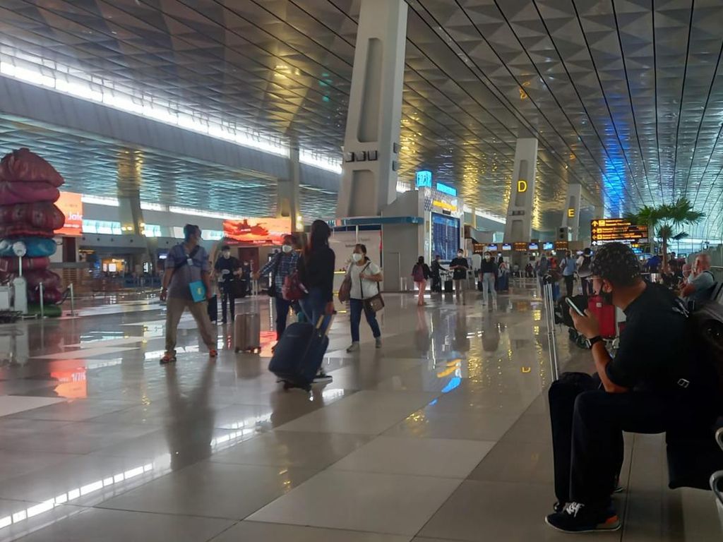 Awal Tahun, Bandara Soetta Ramai Penumpang Perjalanan Domestik