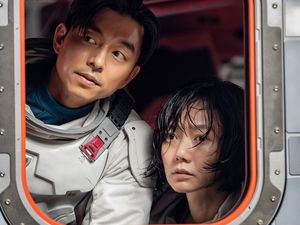 5 Fakta Menarik The Silent Sea, Gong Yoo Sengaja Bikin Tato dan Tanning 5 Fakta Menarik The Silent Sea, Gong Yoo Sengaja Bikin Tato dan Tanning