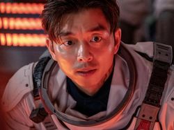 The Silent Sea, Kala Rambut Gong Yoo Sesegar Air yang Langka di Bumi