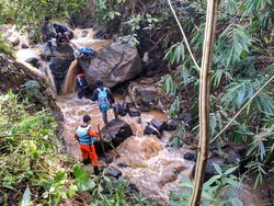 Cari Korban Hanyut di Lembang, Tiga Tim Sisir Sungai Arah Dago