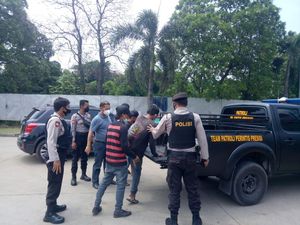 Viral Sopir Truk Kena Pungli di Exit Tol Kalideres, 4 Pelaku Ditangkap