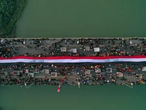 Serangan Roket Targetkan Perusahaan China di Irak, Tapi Gagal Meledak Serangan Roket Targetkan Perusahaan China di Irak, Tapi Gagal Meledak