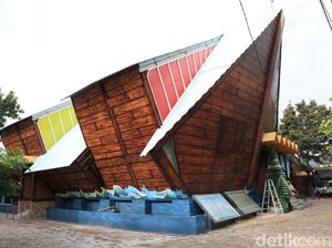Uniknya Gereja Berbentuk Kapal di Pacitan Uniknya Gereja Berbentuk Kapal di Pacitan
