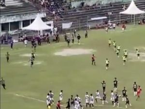 6 Pemain Jadi Tersangka Pengeroyokan Wasit di Final Liga 3 Sulsel 6 Pemain Jadi Tersangka Pengeroyokan Wasit di Final Liga 3 Sulsel
