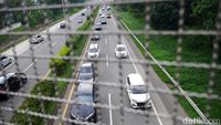 Arus Balik Libur Natal, Tol Cipularang Arah Jakarta Ramai Lancar