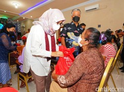 Pesan Bupati Ipuk Saat Tinjau Natal di Desa Terujung Banyuwangi
