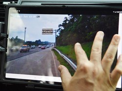 Duh! Ada Saja Cara Pengendara Mengakali ETLE di Tol