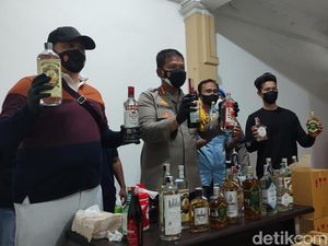 Polisi Gerebek Gudang Miras di Sidoarjo, Rencana Akan Diedarkan di Tahun Baru