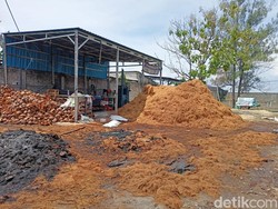 Olahan Sabut Kelapa Lamongan Terbang ke China Hingga Negara Eropa