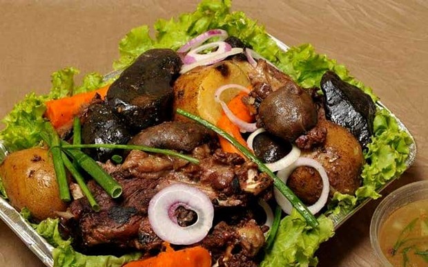 Khorkhog khas Mongolia/Foto: Amicusmongolia.com Khorkhog khas Mongolia/Foto: Amicusmongolia.com