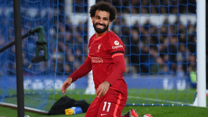 LIVERPOOL, ENGLAND - DECEMBER 01: Mohamed Salah of Liverpool reacts during the Premier League match between Everton and Liverpool at Goodison Park on December 01, 2021 in Liverpool, England. (Photo by Laurence Griffiths/Getty Images)