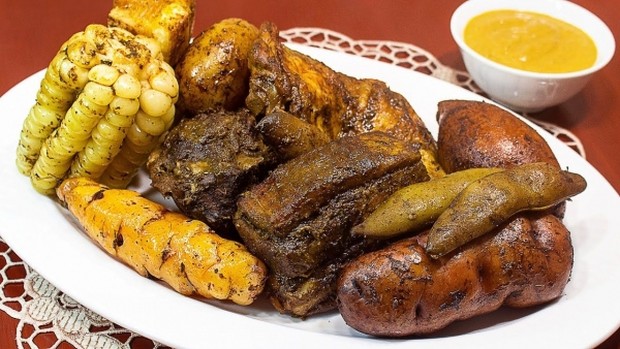 Pachamanca khas Peru/Foto: Rutasaboraperu.com Pachamanca khas Peru/Foto: Rutasaboraperu.com