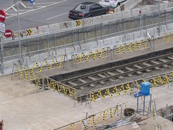 Ada Temuan Rel Trem Zaman Belanda, Proyek MRT Terganggu?