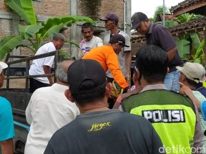 Seorang Petani di Ponorogo Tewas Tersambar Petir Saat Membajak Sawah Seorang Petani di Ponorogo Tewas Tersambar Petir Saat Membajak Sawah