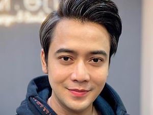 Kriss Hatta Didesak Putus dari Pacar 14 Tahun, Henny Mona Beri Saran Ini Kriss Hatta Didesak Putus dari Pacar 14 Tahun, Henny Mona Beri Saran Ini