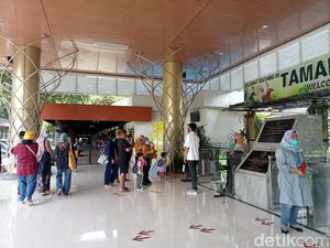 TMII Ramai Dikunjungi Wisatawan Saat Libur Natal, Begini Kondisinya