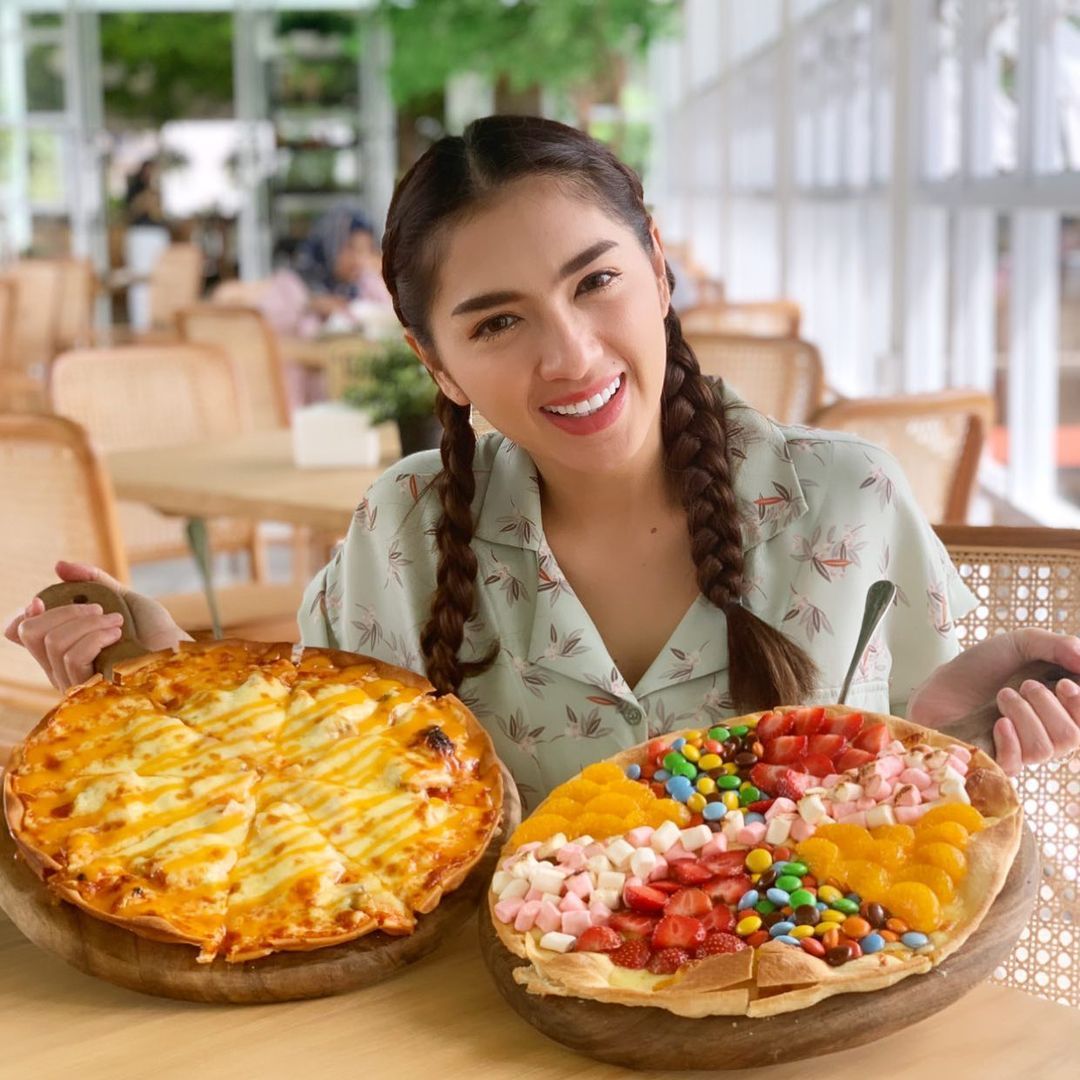 Sumber Kekayaan Angel Karamoy