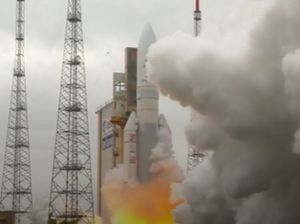Detik-detik Peluncuran Teleskop James Webb NASA ke Luar Angkasa Detik-detik Peluncuran Teleskop James Webb NASA ke Luar Angkasa