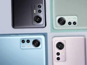 Ini Wujud Nyata Xiaomi 12 dalam Genggaman Ini Wujud Nyata Xiaomi 12 dalam Genggaman