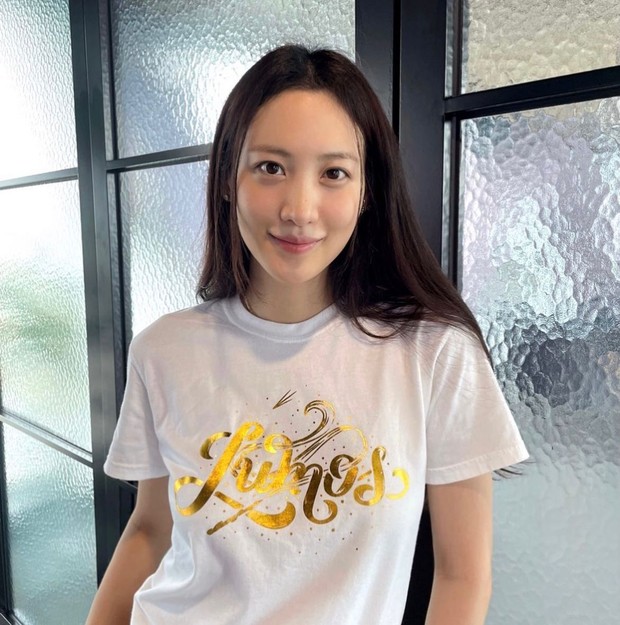 Claudia Kim juga diketahui merupakan salah satu artis Korea yang menerapkan pola hidup sebagai seorang vegetarian.