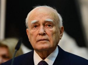 Mantan Presiden Yunani Karolos Papoulias Wafat di Usia 92 Tahun
