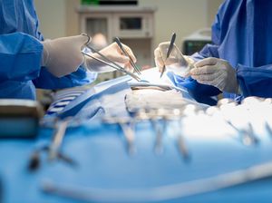 Dokter Keluarkan 5 Kg Isi Perut Wanita Ini gegara Makan Berlebihan Dokter Keluarkan 5 Kg Isi Perut Wanita Ini gegara Makan Berlebihan