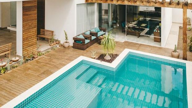 kolam renang menurut fengshui/Foto:pexels.com/jonathanborba