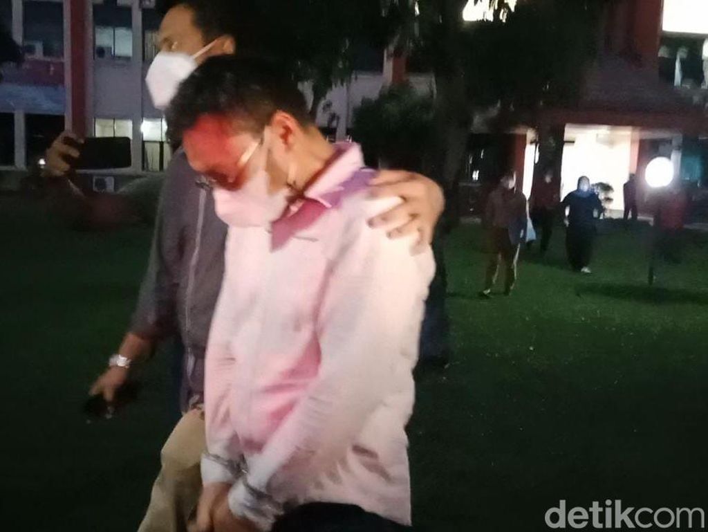 Pukul Remaja di Medan, Eks Satgas PDIP Divonis 3 Bulan Penjara Pukul Remaja di Medan, Eks Satgas PDIP Divonis 3 Bulan Penjara