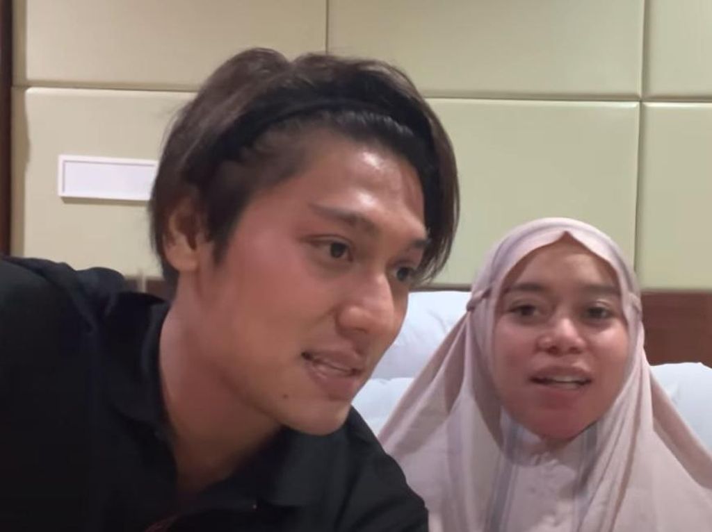 Lesti Kejora Disebut Melahirkan Lebih Cepat, Rizky Billar Nggak Nafsu Makan Lesti Kejora Disebut Melahirkan Lebih Cepat, Rizky Billar Nggak Nafsu Makan