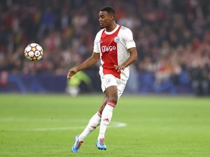 Tolak MU, Gelandang Ajax Ini Lebih Pilih Bayern Munich