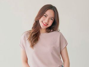 10 Potret Cantik Shanju, Eks JKT 48 yang Tunangan dengan Jonatan Christie 10 Potret Cantik Shanju, Eks JKT 48 yang Tunangan dengan Jonatan Christie