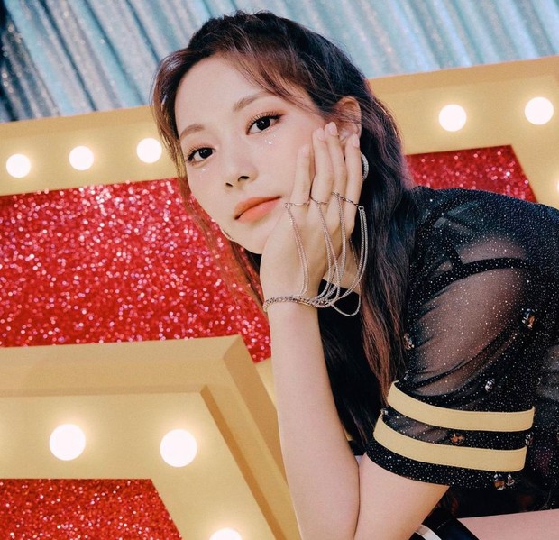 Baru-baru ini, salah satu personil TWICE yakni Tyuzu mengaku bahwa dirinya merupakan seorang vegetarian.