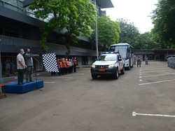 Bakamla Kirim Kendaraan Berisi Bantuan ke Korban Erupsi Semeru di Lumajang