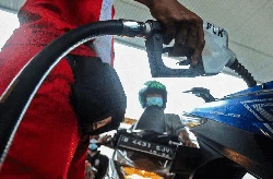 Ingat! Mobil Mewah Bakal Dilarang Beli Pertalite