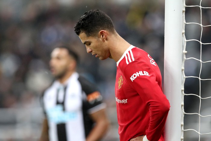 NEWCASTLE UPON TYNE, ENGLAND - DECEMBER 27: Cristiano Ronaldo of Manchester United looks dejected during the Premier League match between Newcastle United  and  Manchester United at St James Park on December 27, 2021 in Newcastle upon Tyne, England. (Photo by Ian MacNicol/Getty Images)