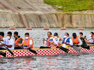 Dayung Perahu Naga, Jokowi Resmikan Bendungan Ladongi di Kolaka Timur
