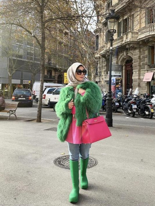 Gaya liburan Amy Qanita, Nisya dan Syahnaz/@amy_r_qanita Gaya liburan Amy Qanita, Nisya dan Syahnaz/@amy_r_qanita