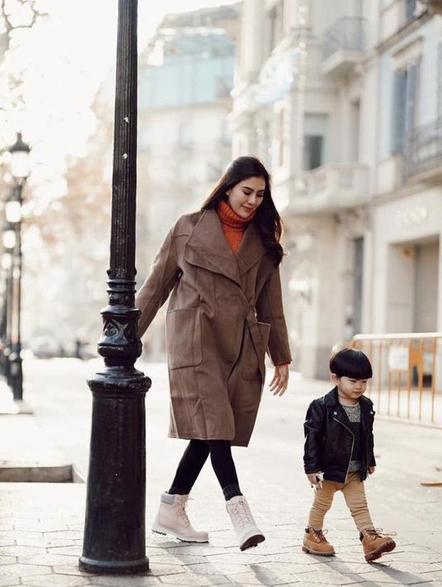 Gaya liburan Syahnaz/instagram.com/@syahnazs Gaya liburan Syahnaz/instagram.com/@syahnazs