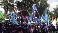 Gedung Sate Dikepung Buruh