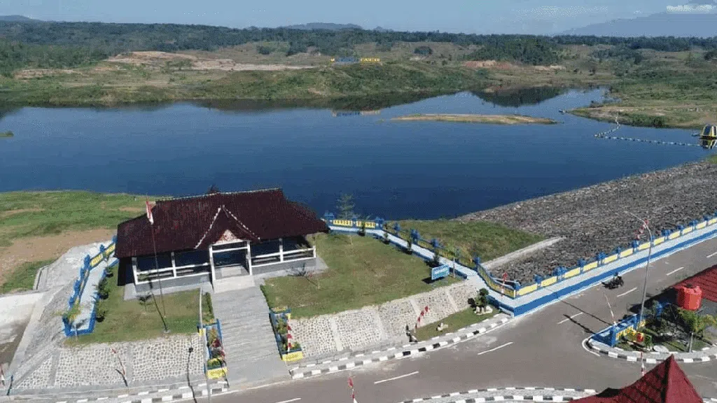 Jalan Tol-Sirkuit, Ini Deretan Infrastruktur yang Diresmikan Jokowi Sepanjang 2021 Jalan Tol-Sirkuit, Ini Deretan Infrastruktur yang Diresmikan Jokowi Sepanjang 2021